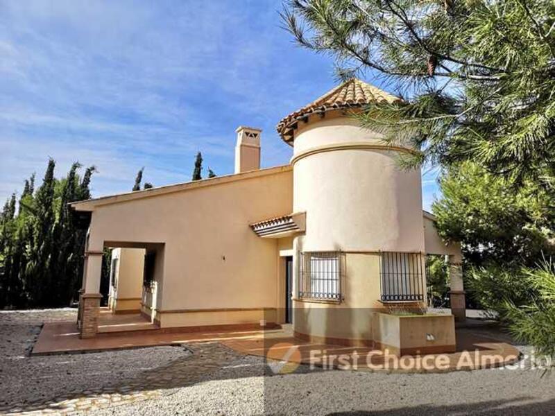 3 bedroom Villa for sale