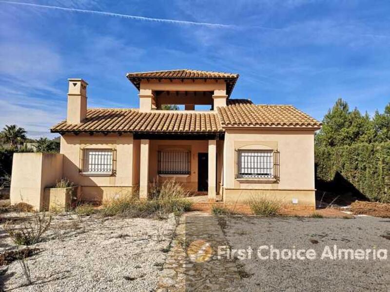 Villa for sale in Fuente Alamo, Murcia