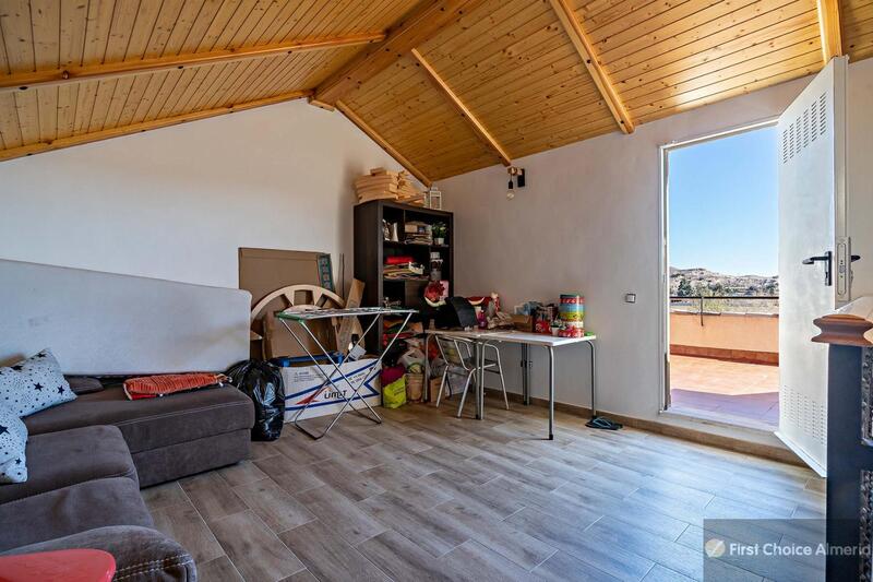 4 Cuarto Dúplex en venta