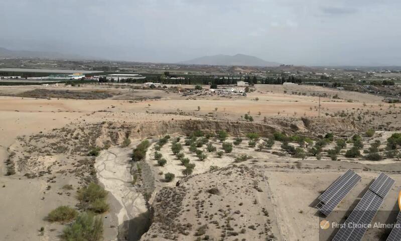 Landhaus zu verkaufen in Huercal-Overa, Almería