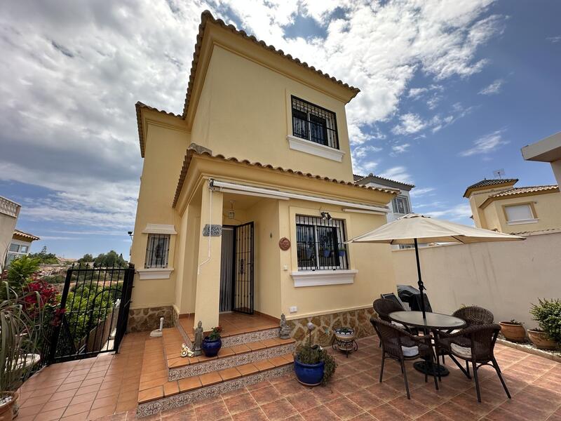 Villa til salgs i Los Dolses, Alicante