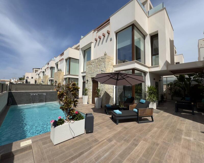 Villa à vendre dans Ciudad Quesada, Alicante