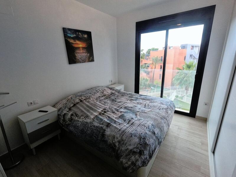 2 slaapkamer Appartement Te koop