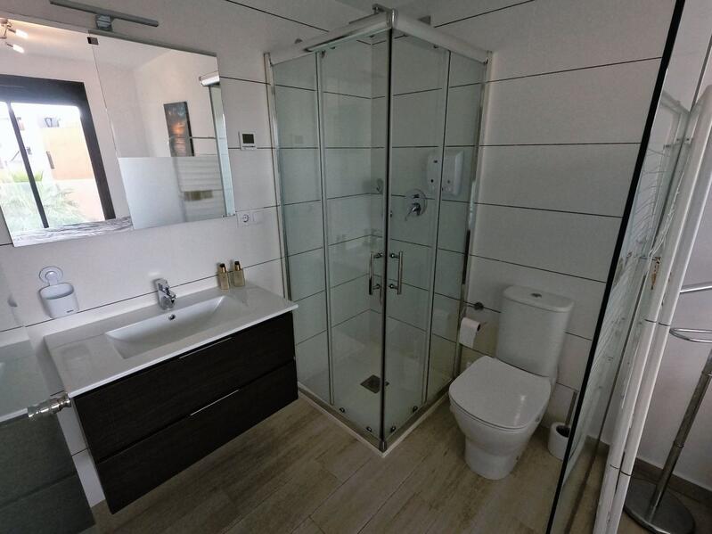 2 slaapkamer Appartement Te koop