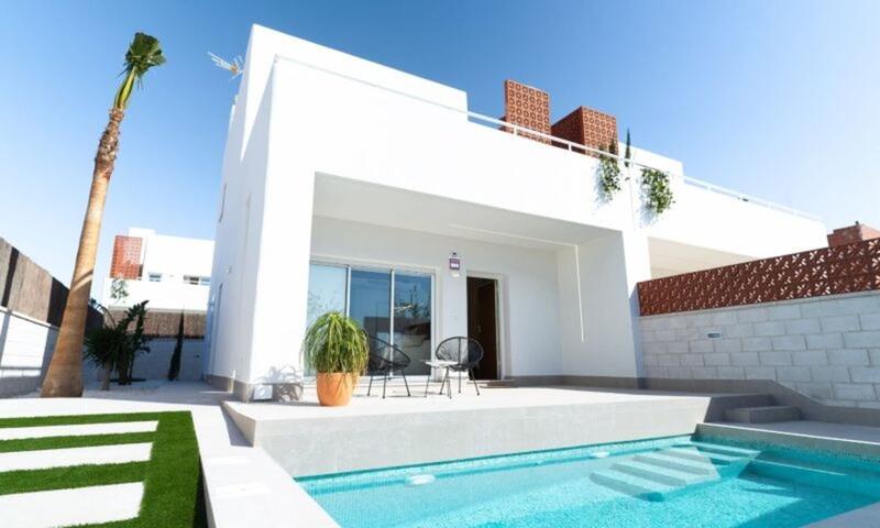 Villa zu verkaufen in Pilar de la Horadada, Alicante