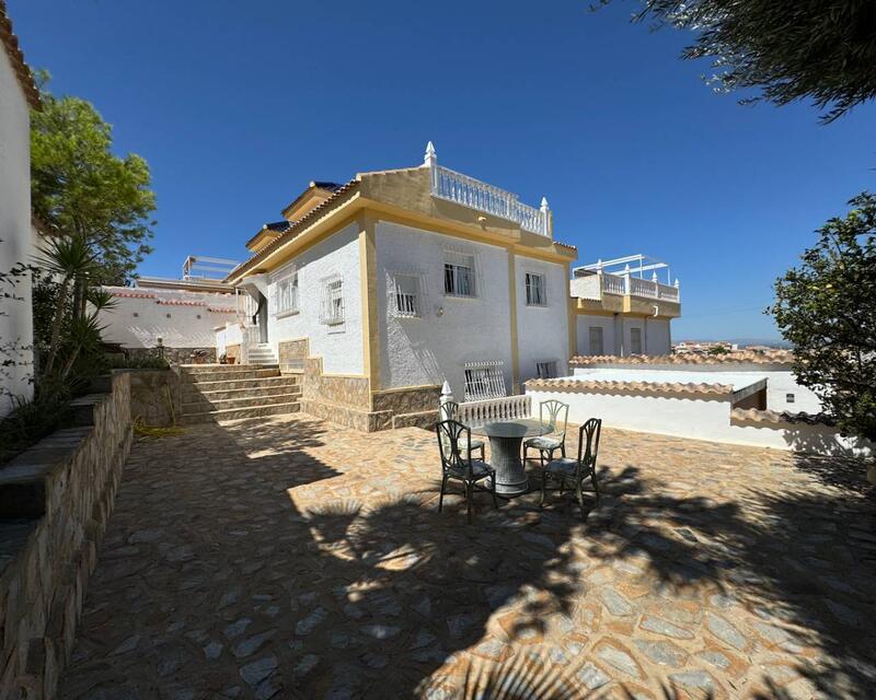 Villa for sale in Rojales, Alicante