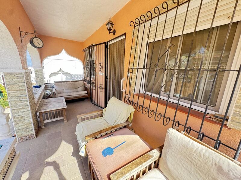 2 Cuarto Villa en venta