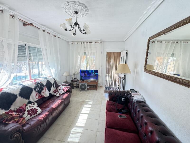 2 bedroom Villa for sale