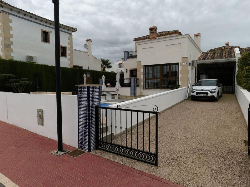 3 Cuarto Villa en venta