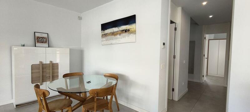 2 slaapkamer Appartement Te koop