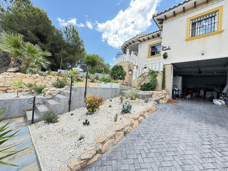 Villa à vendre dans Villamartin, Alicante