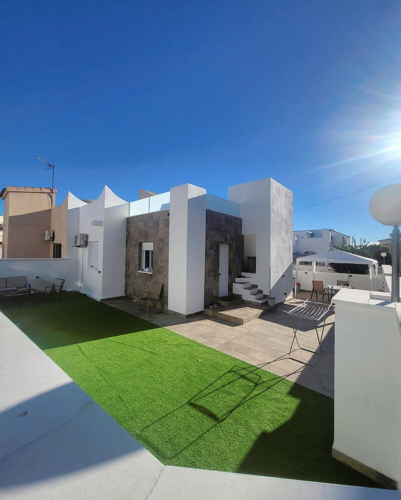 2 Cuarto Villa en venta