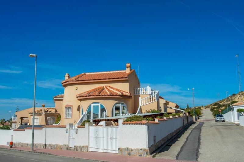 Villa for sale in Ciudad Quesada, Alicante