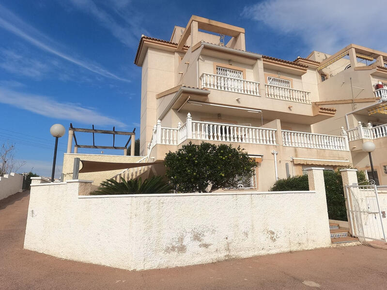 Villa til salg i Ciudad Quesada, Alicante