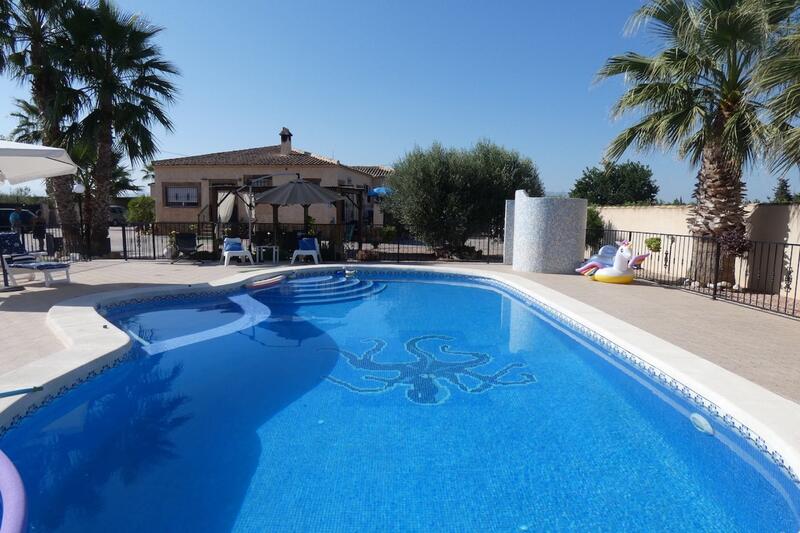 Villa for sale in Rafal, Alicante