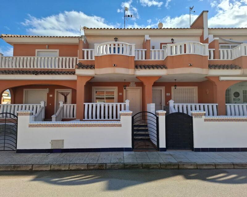 2 Cuarto Villa en venta