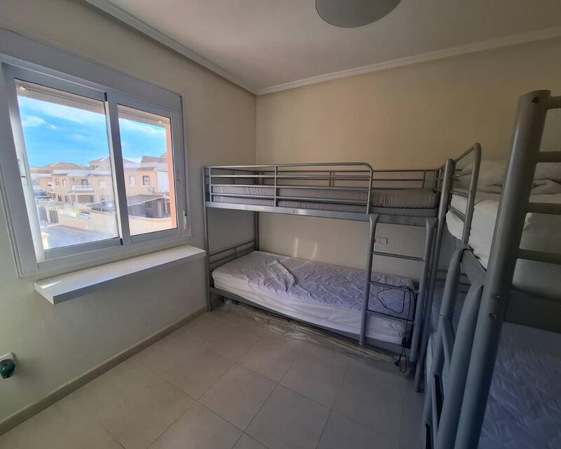 2 Cuarto Villa en venta