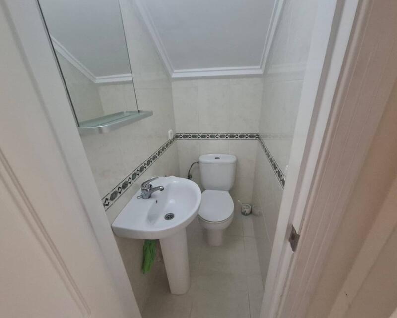 2 Cuarto Villa en venta