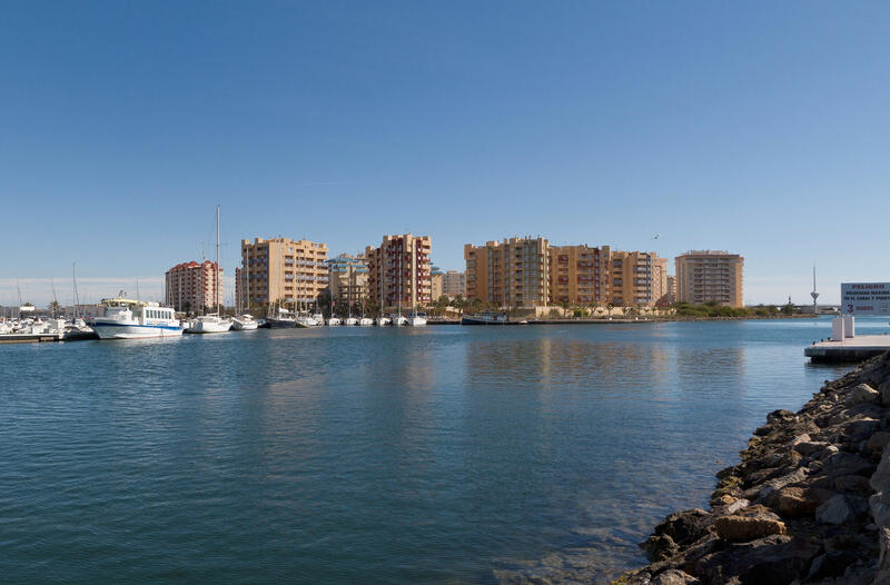 Lägenhet till salu i La Manga del Mar Menor, Murcia