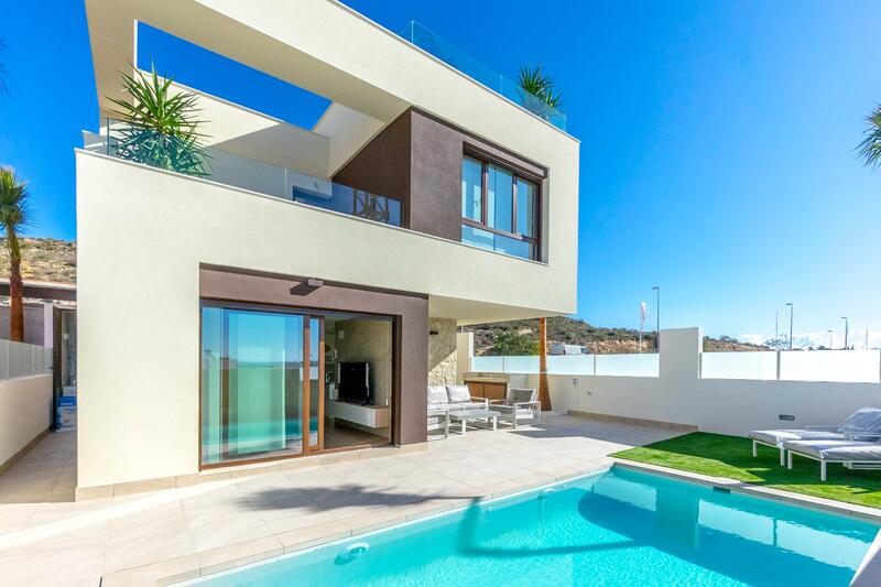 Villa til salgs i Ciudad Quesada, Alicante