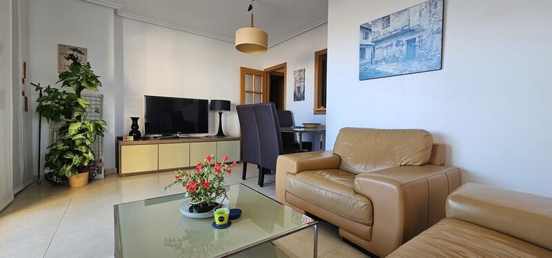 3 bedroom Apartment for sale