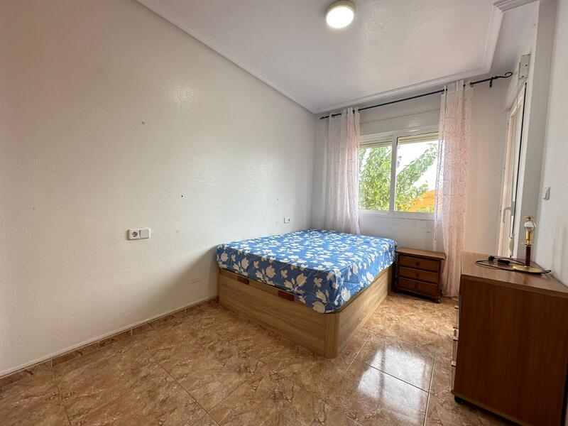 3 bedroom Apartment for Long Term Rent