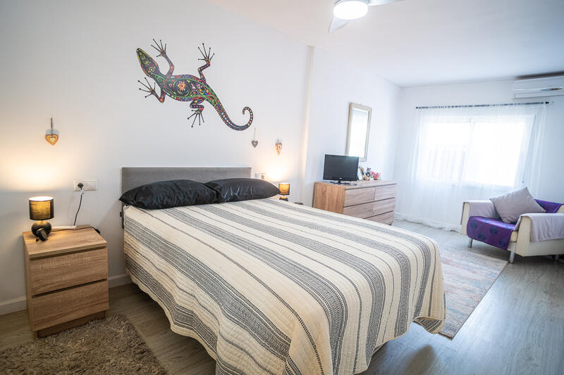 4 Schlafzimmer Landhaus zu verkaufen