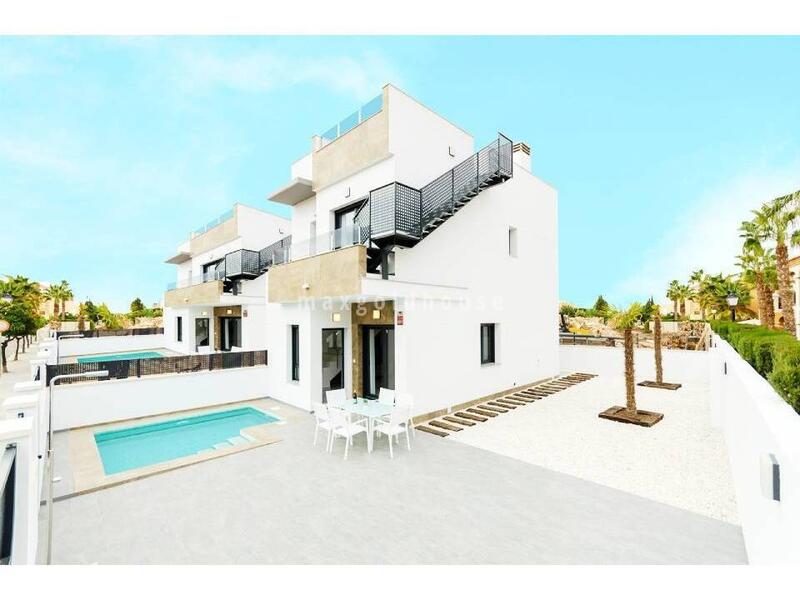 Villa til salg i Torrevieja, Alicante