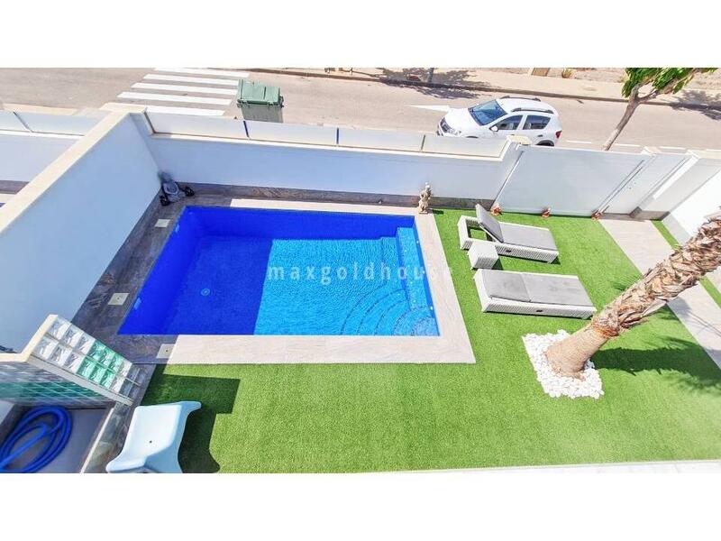 4 bedroom Villa for sale