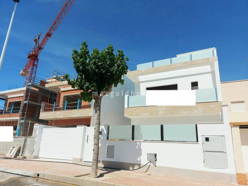 Villa en venta en San Pedro del Pinatar, Murcia