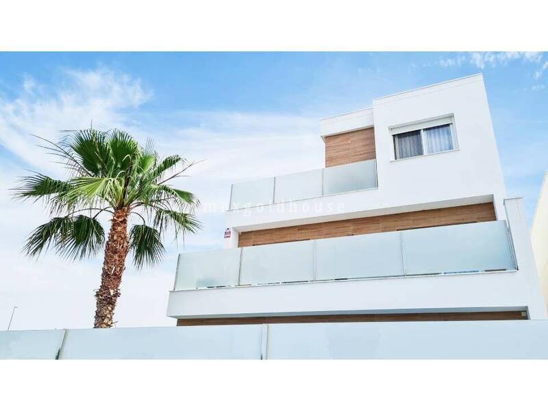 Villa à vendre dans Pilar de la Horadada, Alicante