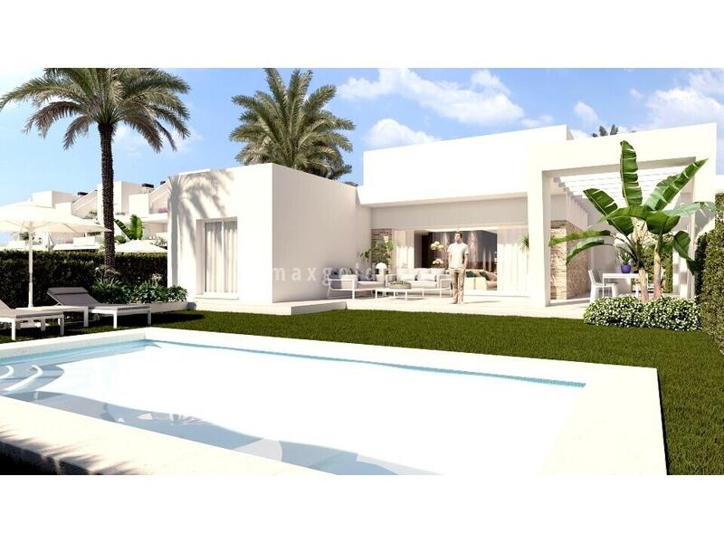 Villa for sale in Algorfa, Alicante