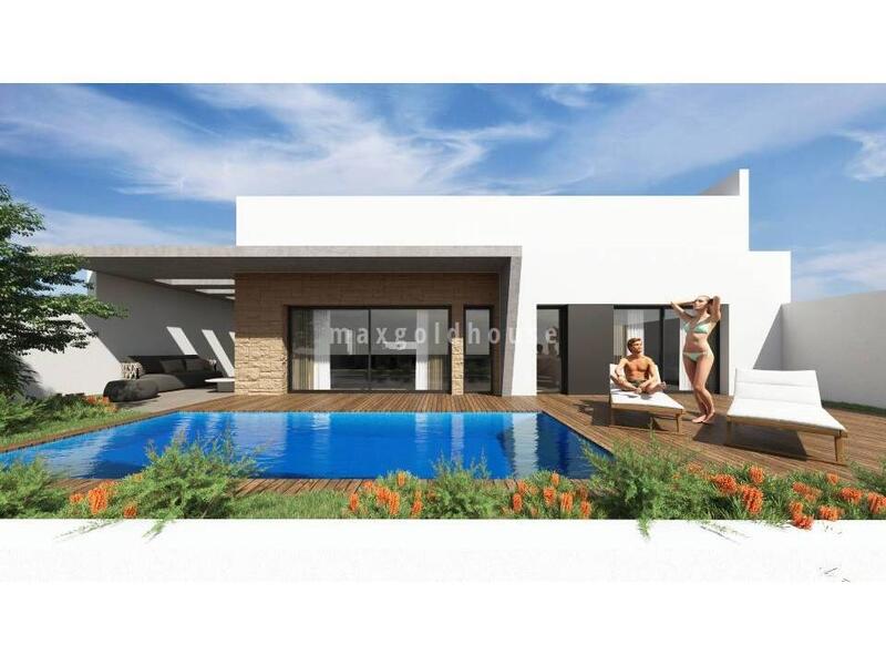 Villa en venta en Torrevieja, Alicante