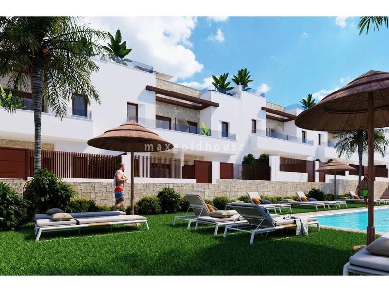 Villa for sale in Los Montesinos, Alicante