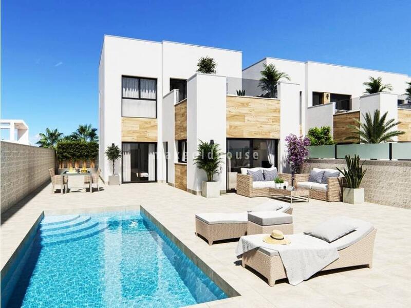 Villa for sale in Benijófar, Alicante