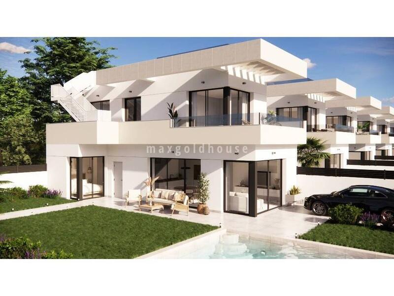 Villa en venta en Los Montesinos, Alicante