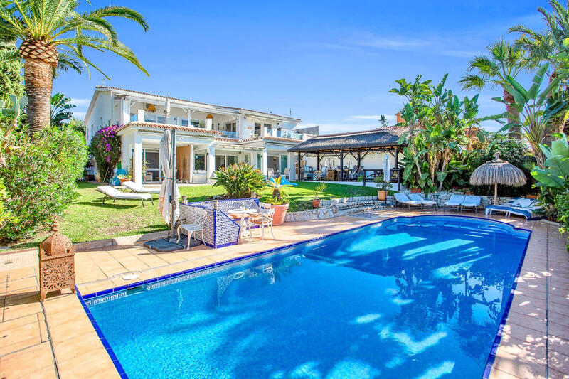 Villa en venta en Marbesa, Málaga