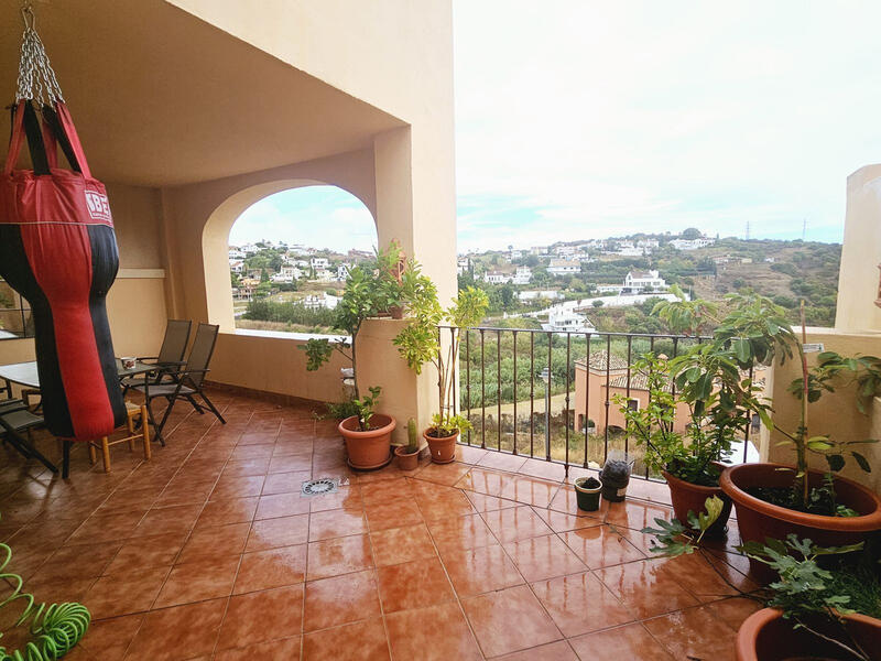 Apartamento en venta en Estepona, Málaga