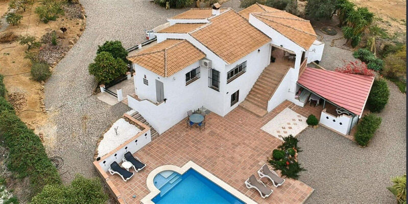 5 bedroom Villa for sale