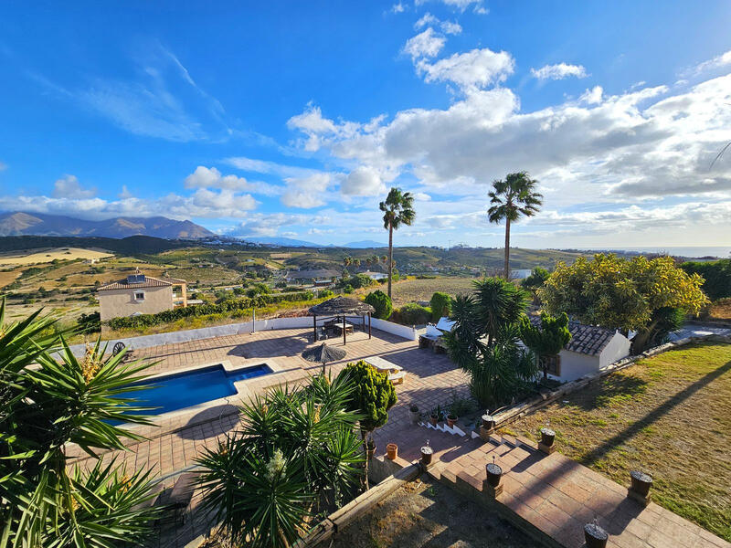 Villa til salg i Manilva, Málaga