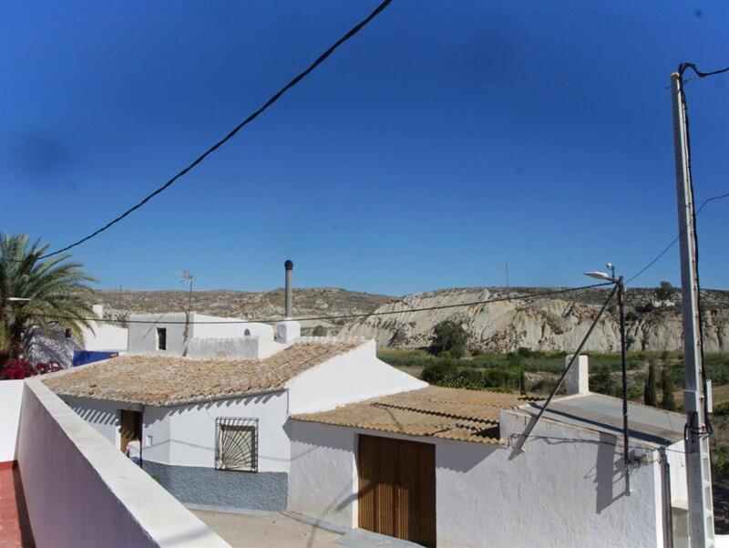 Stadthaus zu verkaufen in La Huelga, Almería
