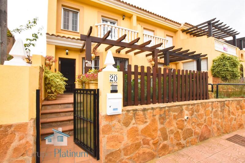 Townhouse for sale in Palomares, Almería