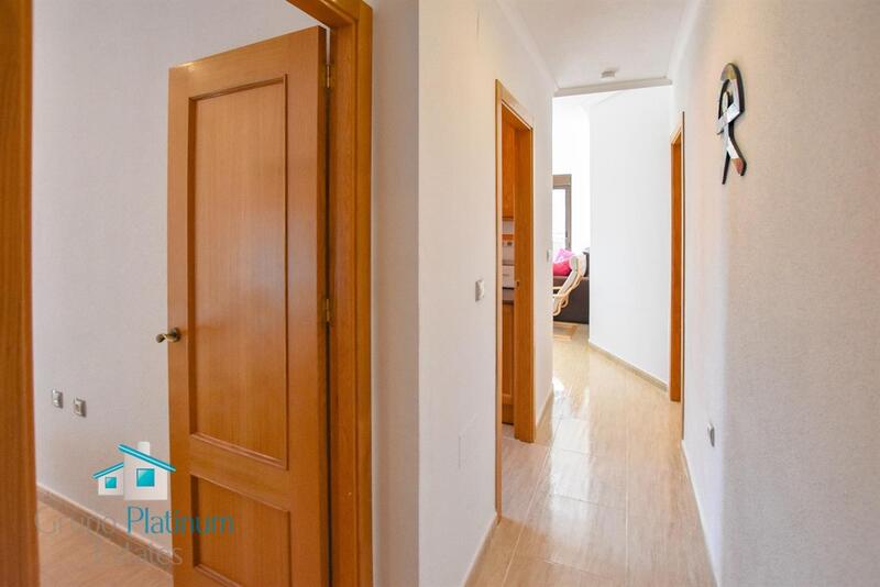 2 slaapkamer Appartement Te koop