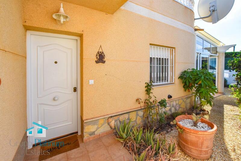 2 Cuarto Villa en venta