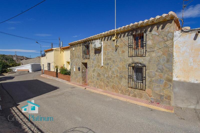 Stadthaus zu verkaufen in La Hoya (Huercal Overa), Almería