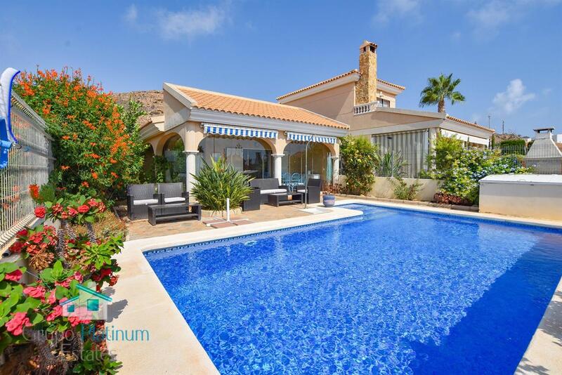 Villa til salg i San Juan de los Terreros, Almería