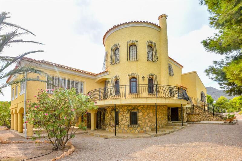 3 Cuarto Villa en venta