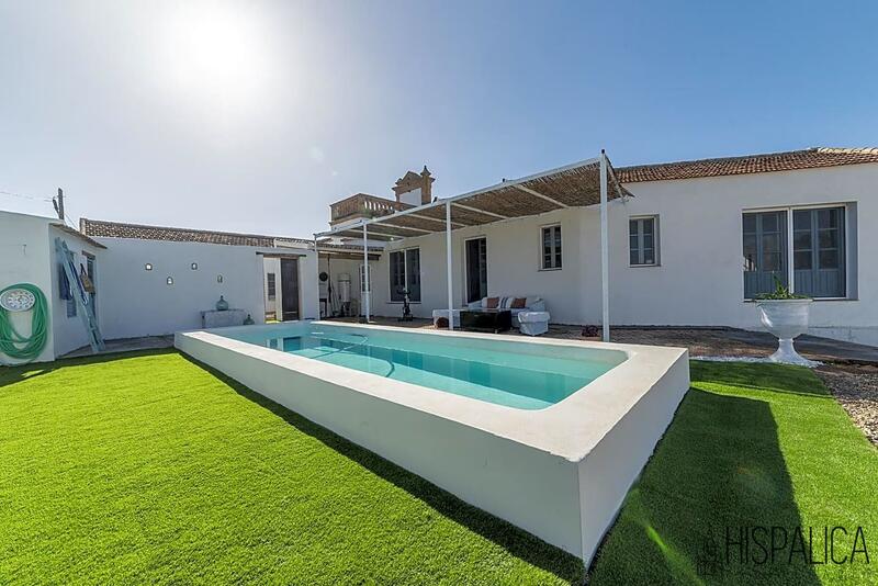 4 bedroom Villa for sale