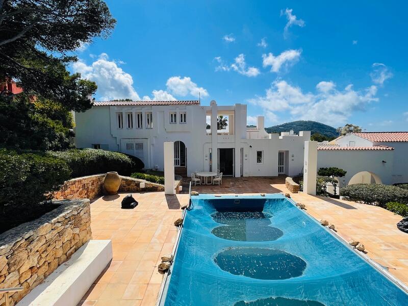 Villa Te koop in Es Calo, Ibiza