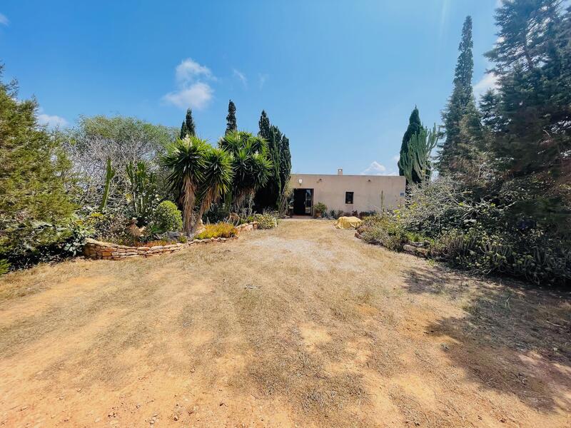 4 Cuarto Casa de Campo en venta